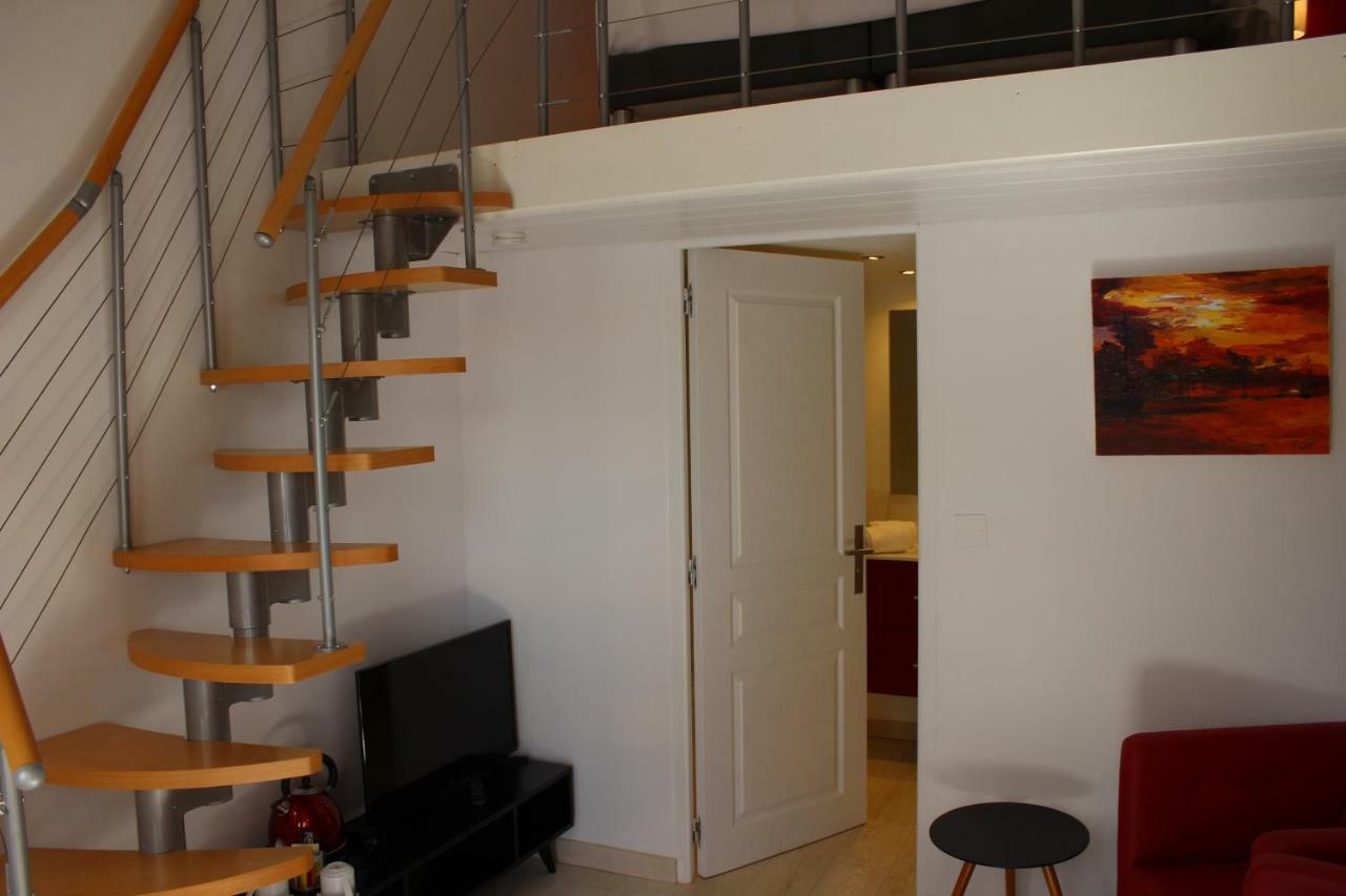 Le Mas De Roux Chambres D'Hotes Bragassargues Exteriör bild